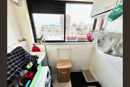 Apartamento à venda com 67m², 2 quartos e 2 vagasÁrea de Serviço