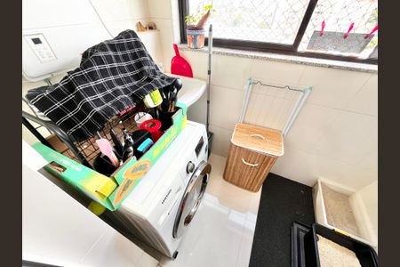 Apartamento à venda com 67m², 2 quartos e 2 vagasÁrea de Serviço