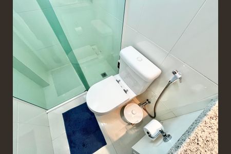 Apartamento à venda com 67m², 2 quartos e 2 vagasBanheiro