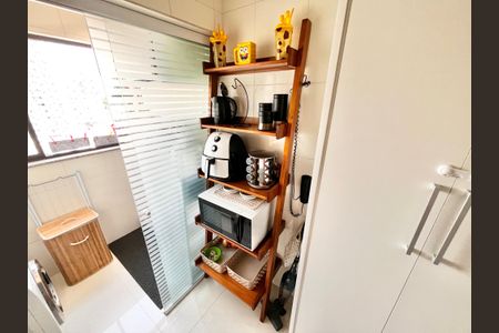 Apartamento à venda com 67m², 2 quartos e 2 vagasCozinha