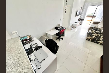Apartamento à venda com 67m², 2 quartos e 2 vagasSala