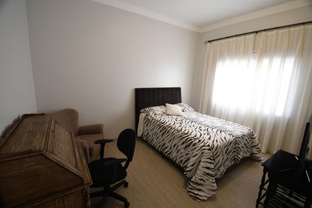 Casa de condomínio à venda com 410m², 4 quartos e 2 vagasQuarto 1 - Suíte