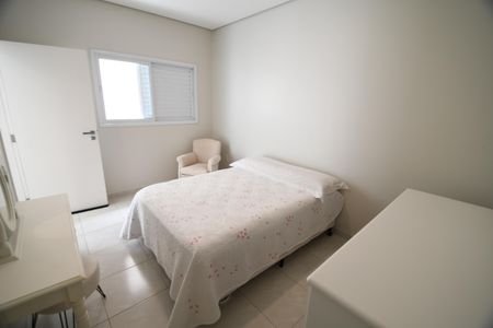 Casa de condomínio à venda com 410m², 4 quartos e 2 vagasQuarto 4 - Suíte 