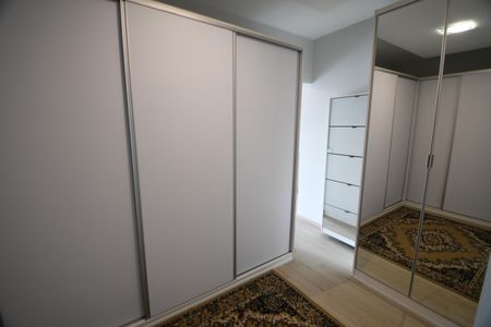 Casa de condomínio à venda com 410m², 4 quartos e 2 vagasQuarto 3 - Suíte  Closet
