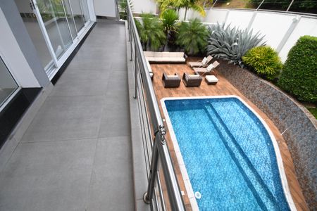 Casa de condomínio à venda com 410m², 4 quartos e 2 vagasSala 2 - Sacada
