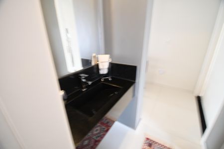 Casa de condomínio à venda com 410m², 4 quartos e 2 vagasBanheiro