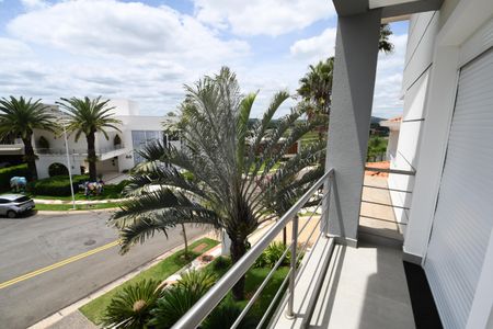 Casa de condomínio à venda com 410m², 4 quartos e 2 vagasQuarto 2 - Suíte Sacada