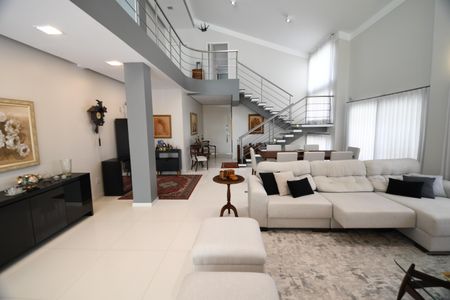 Sala de casa de condomínio à venda com 4 quartos, 410m² em Vila Sônia (sousas), Campinas