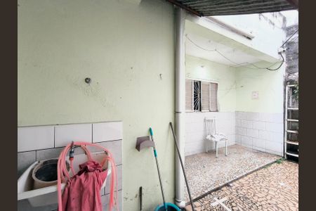 Casa à venda com 190m², 4 quartos e 2 vagas Casa à venda com 190m², 4 quartos e 2 vagasQuintal