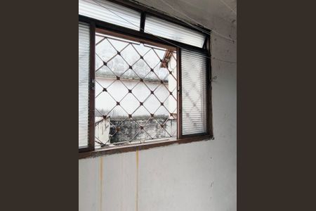 Casa à venda com 190m², 4 quartos e 2 vagas Casa à venda com 190m², 4 quartos e 2 vagasÁrea de Serviço