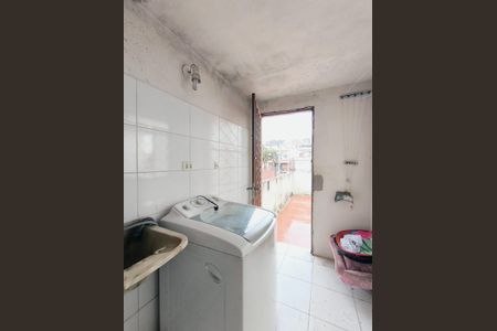 Casa à venda com 190m², 4 quartos e 2 vagas Casa à venda com 190m², 4 quartos e 2 vagasÁrea de Serviço