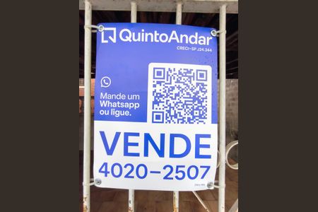 Casa à venda com 190m², 4 quartos e 2 vagas Casa à venda com 190m², 4 quartos e 2 vagasPlaquinha