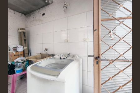 Casa à venda com 190m², 4 quartos e 2 vagas Casa à venda com 190m², 4 quartos e 2 vagasÁrea de Serviço