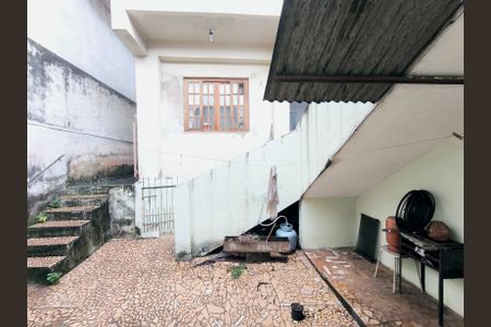 Casa à venda com 190m², 4 quartos e 2 vagas Casa à venda com 190m², 4 quartos e 2 vagasQuintal