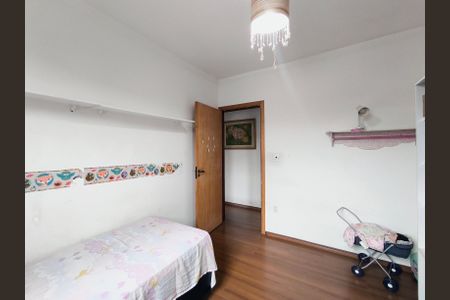 Casa à venda com 190m², 4 quartos e 2 vagas Casa à venda com 190m², 4 quartos e 2 vagasQuarto 2