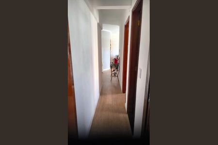 Corredor de apartamento à venda com 2 quartos, 56m² em Vila Nelson, São Paulo