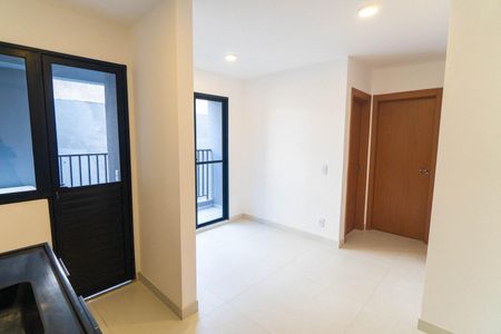 Sala/Cozinha de apartamento para alugar com 2 quartos, 37m² em Jardim Oriental, São Paulo