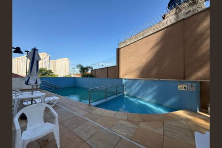 Apartamento à venda com 49m², 2 quartos e 1 vagaÁrea comum - Piscina
