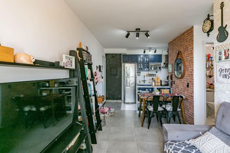 Sala de apartamento à venda com 2 quartos, 49m² em Parque Fongaro, São Paulo