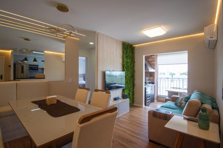 Sala  de apartamento para alugar com 2 quartos, 66m² em Aparecidinha, Sorocaba