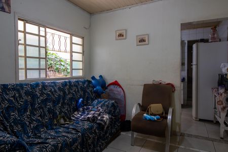 Casa à venda com 120m², 2 quartos e 1 vagaSala