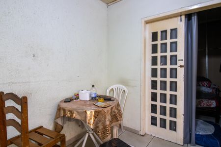 Casa à venda com 120m², 2 quartos e 1 vagaSala