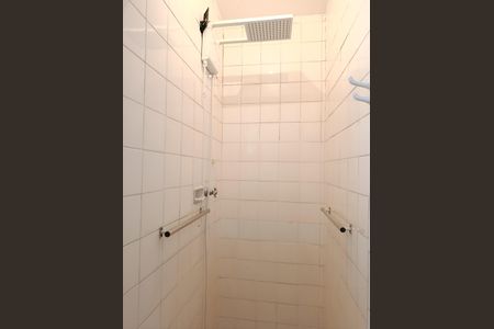 Apartamento para alugar com 94m², 2 quartos e 1 vaga Apartamento para alugar com 94m², 2 quartos e 1 vagaBanheiro 1