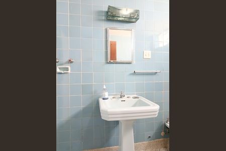 Apartamento para alugar com 94m², 2 quartos e 1 vaga Apartamento para alugar com 94m², 2 quartos e 1 vagaBanheiro 2