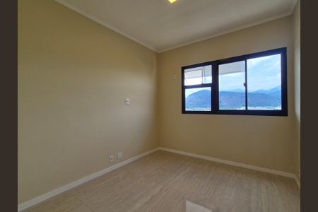 Quarto  de apartamento para alugar com 2 quartos, 76m² em Recreio dos Bandeirantes, Rio de Janeiro