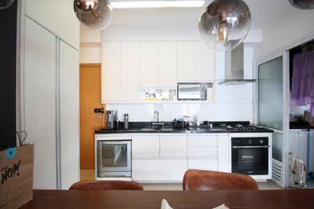 Apartamento para alugar com 103m², 2 quartos e 2 vagasCozinha