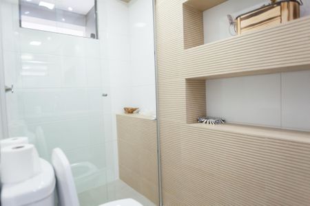 Casa de condomínio à venda com 1000m², 5 quartos e 4 vagas Casa de condomínio à venda com 1000m², 5 quartos e 4 vagasbanheiro suite de hospedes