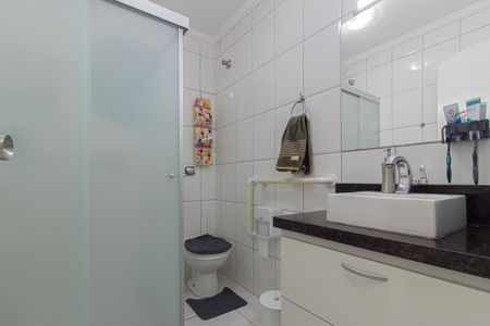 Casa à venda com 220m², 2 quartos e 2 vagas Casa à venda com 220m², 2 quartos e 2 vagasBanheiro