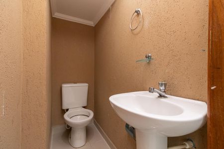 Casa de condomínio para alugar com 64m², 2 quartos e 1 vagaLavabo