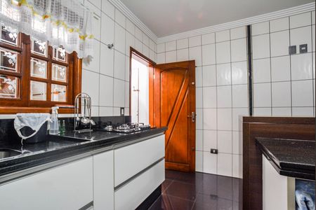 Casa à venda com 150m², 3 quartos e 4 vagas Casa à venda com 150m², 3 quartos e 4 vagasCozinha