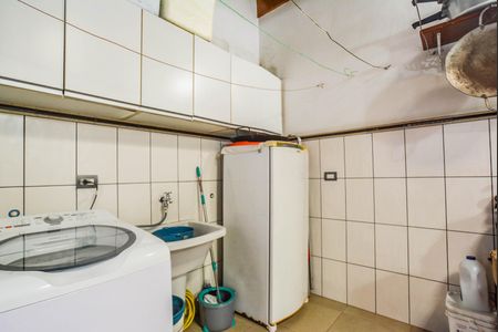 Casa à venda com 150m², 3 quartos e 4 vagas Casa à venda com 150m², 3 quartos e 4 vagasÁrea de Serviço