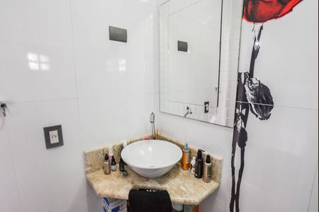 Casa à venda com 150m², 3 quartos e 4 vagas Casa à venda com 150m², 3 quartos e 4 vagasBanheiro da Suíte 3