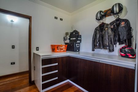 Casa à venda com 150m², 3 quartos e 4 vagas Casa à venda com 150m², 3 quartos e 4 vagasSuíte 2