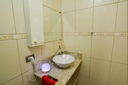 Casa à venda com 150m², 3 quartos e 4 vagas Casa à venda com 150m², 3 quartos e 4 vagasBanheiro da Suíte