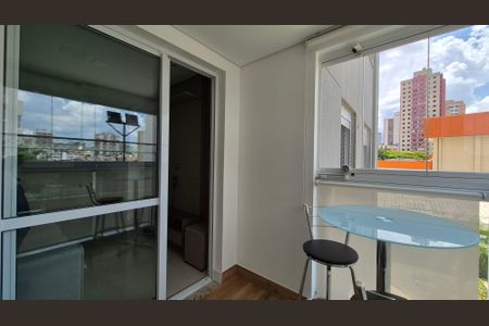 Apartamento à venda com 59m², 2 quartos e 1 vaga Apartamento à venda com 59m², 2 quartos e 1 vagaVaranda