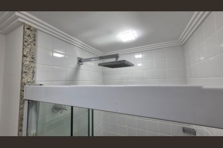 Apartamento à venda com 59m², 2 quartos e 1 vaga Apartamento à venda com 59m², 2 quartos e 1 vagaBanheiro