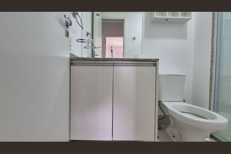 Apartamento à venda com 59m², 2 quartos e 1 vaga Apartamento à venda com 59m², 2 quartos e 1 vagaBanheiro