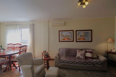 Sala de apartamento para alugar com 3 quartos, 130m² em Centro, Canoas