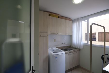 Apartamento à venda com 130m², 3 quartos e 2 vagasLavanderia