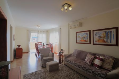 Apartamento à venda com 130m², 3 quartos e 2 vagasSala