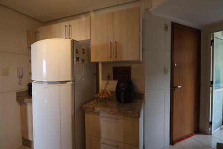 Apartamento à venda com 130m², 3 quartos e 2 vagasCozinha
