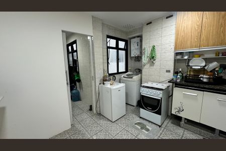 Apartamento à venda com 120m², 2 quartos e 2 vagasÁrea de Serviço
