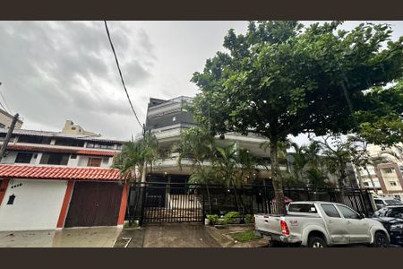 Apartamento à venda com 120m², 2 quartos e 2 vagasFachada