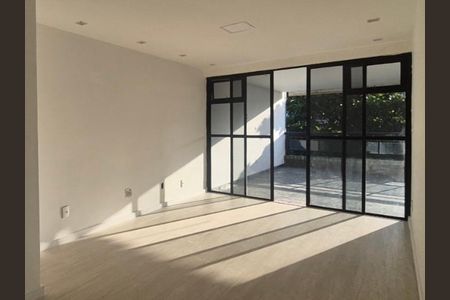 Apartamento à venda com 120m², 2 quartos e 2 vagas Apartamento à venda com 120m², 2 quartos e 2 vagasSala