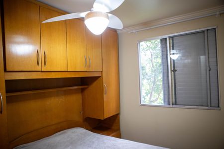 Quarto 2 de apartamento para alugar com 2 quartos, 52m² em Jardim Jaqueline, São Paulo