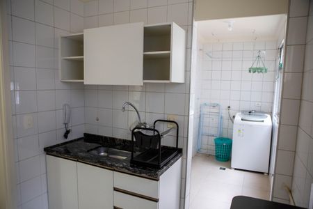 Apartamento para alugar com 52m², 2 quartos e 1 vaga Apartamento para alugar com 52m², 2 quartos e 1 vagaCozinha e lavenderia